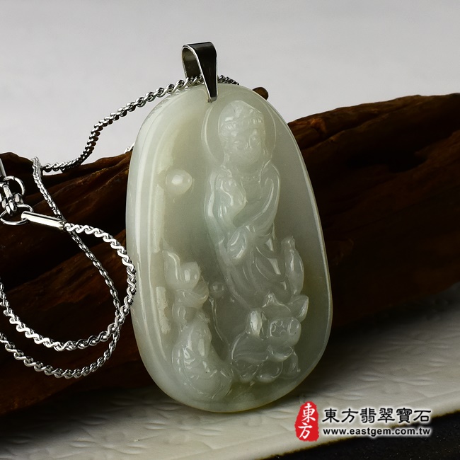 魚籃觀世音菩薩左側照片翡翠觀音項鍊玉珮（觀世音菩薩，魚籃觀音：觀音牌A貨翡翠觀音玉珮、緬甸玉觀音玉墜）。淡綠細豆種觀音，GY-121。客製化訂做各種翡翠觀音吊墜玉珮項鍊。★附A貨翡翠雙證書 