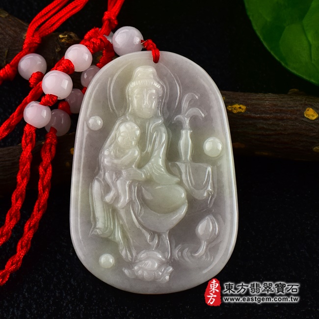 送子觀世音菩薩  情境照片  （已出售勿下標，可訂做）翡翠觀音項鍊玉珮（觀世音菩薩，送子觀音：觀音牌A貨翡翠觀音玉珮、緬甸玉觀音玉墜）。春帶彩細豆種觀音，GY-170。客製化訂做各種翡翠觀音吊墜玉珮項鍊。★附A貨翡翠雙證書 