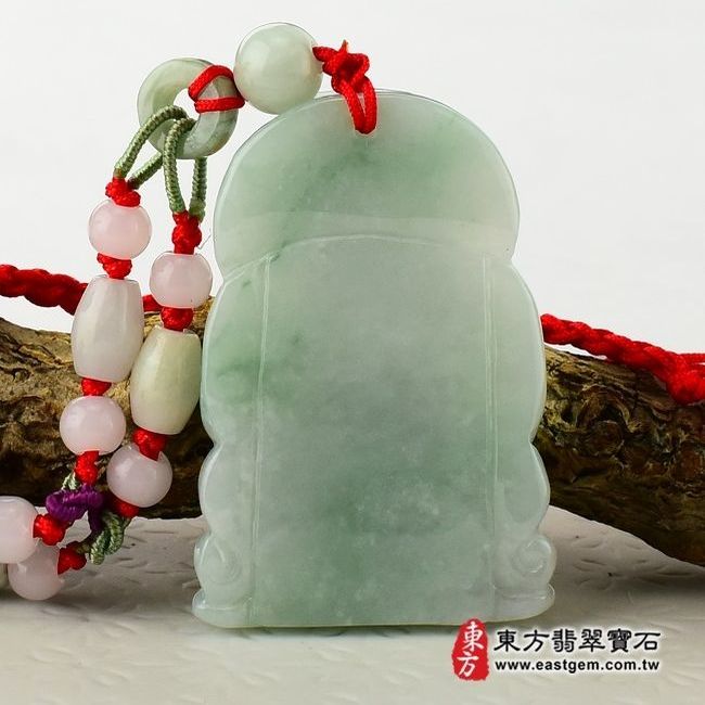 天上聖母/媽祖  背後照片 （已出售勿下標，可訂做）翡翠媽祖項鍊玉珮（天上聖母：媽祖牌A貨翡翠媽祖玉珮、緬甸玉媽祖玉墜）。淡綠糯豆種媽祖，MD023。客製化訂做各種翡翠媽祖吊墜玉珮項鍊。★附A貨翡翠雙證書