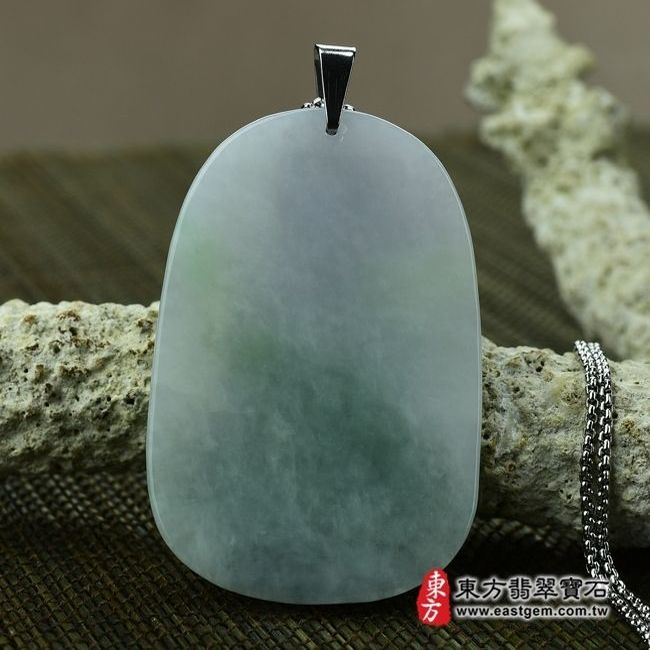 釋迦牟尼佛  背面照片 （已出售勿下標，可訂做）翡翠釋迦牟尼佛項鍊玉珮（佛祖：釋迦牟尼佛牌A貨翡翠釋迦牟尼佛玉珮、緬甸玉釋迦牟尼佛玉墜）。細糯種春帶彩釋迦牟尼佛，FD016。客製化訂做各種翡翠釋迦牟尼佛吊墜玉珮項鍊，★附A貨翡翠雙證書