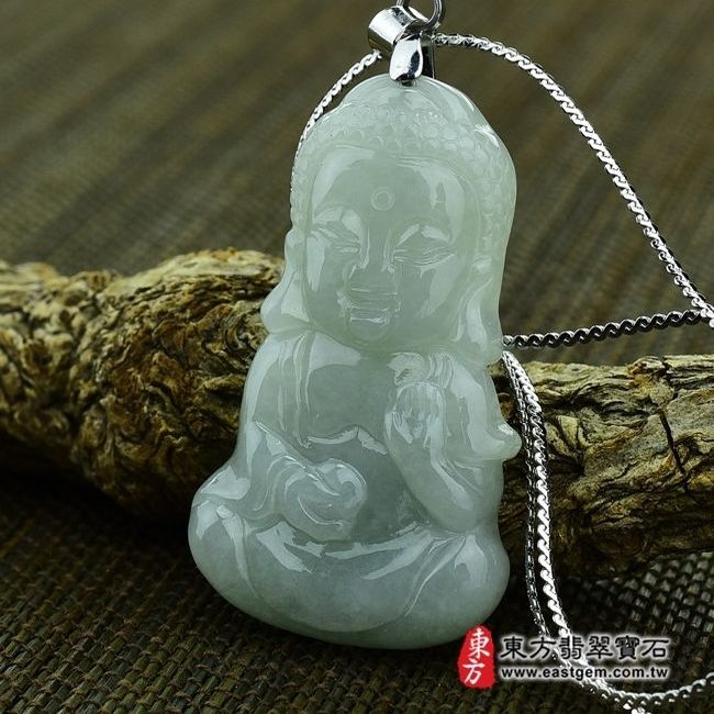 釋迦牟尼佛  右側照片 翡翠釋迦牟尼佛項鍊玉珮（佛祖：釋迦牟尼佛牌A貨翡翠釋迦牟尼佛玉珮、緬甸玉釋迦牟尼佛玉墜）。淡綠細糯種釋迦牟尼佛，FD075。客製化訂做各種翡翠釋迦牟尼佛吊墜玉珮項鍊。★附A貨翡翠雙證書