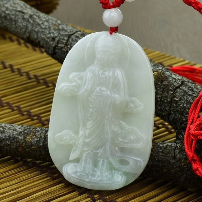 釋迦牟尼佛  右側照片 翡翠釋迦牟尼佛項鍊玉珮（佛祖：釋迦牟尼佛牌A貨翡翠釋迦牟尼佛玉珮、緬甸玉釋迦牟尼佛玉墜）。淡綠糯豆種釋迦牟尼佛，FD027。客製化訂做各種翡翠釋迦牟尼佛吊墜玉珮項鍊。★附A貨翡翠雙證書