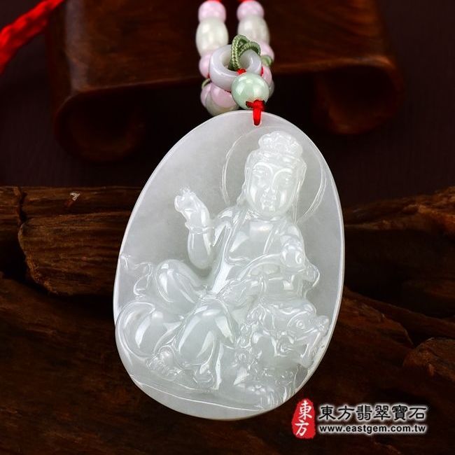 文殊菩薩  正躺照片  （已出售勿下標，可訂做）翡翠文殊菩薩項鍊玉珮（文殊菩薩：文殊菩薩牌A貨翡翠文殊菩薩玉珮、緬甸玉文殊菩薩玉墜）。淡綠糯豆種文殊菩薩，WS005。客製化訂做各種翡翠文殊菩薩吊墜玉珮項鍊。★附A貨翡翠雙證書  