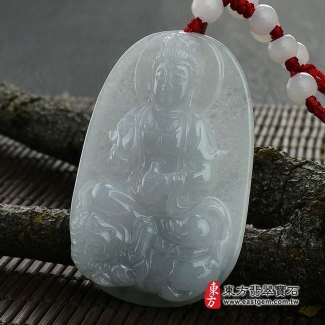 文殊菩薩  右側照片（已出售勿下標，可訂做）翡翠文殊菩薩項鍊玉珮（文殊菩薩：文殊菩薩牌A貨翡翠文殊菩薩玉珮、緬甸玉文殊菩薩玉墜）。糯種白色文殊菩薩，WS015。客製化訂做各種翡翠文殊菩薩吊墜玉珮項鍊。★附A貨翡翠雙證書