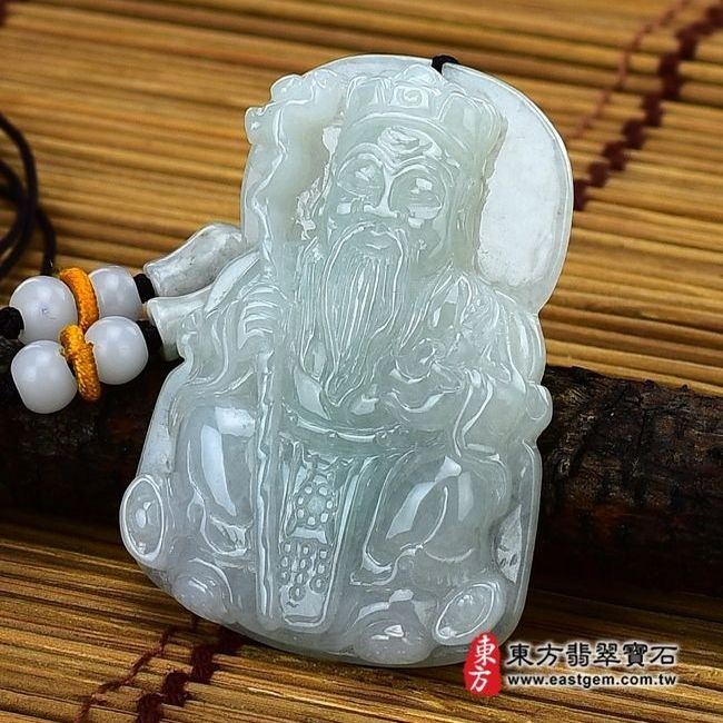 土地公福德正神  右側照片 翡翠土地公項鍊玉珮（福德正神：土地公牌A貨翡翠土地公玉珮、緬甸玉土地公玉墜）。細糯種土地公，TD014。客製化訂做各種翡翠土地公吊墜玉珮項鍊。★附A貨翡翠雙證書