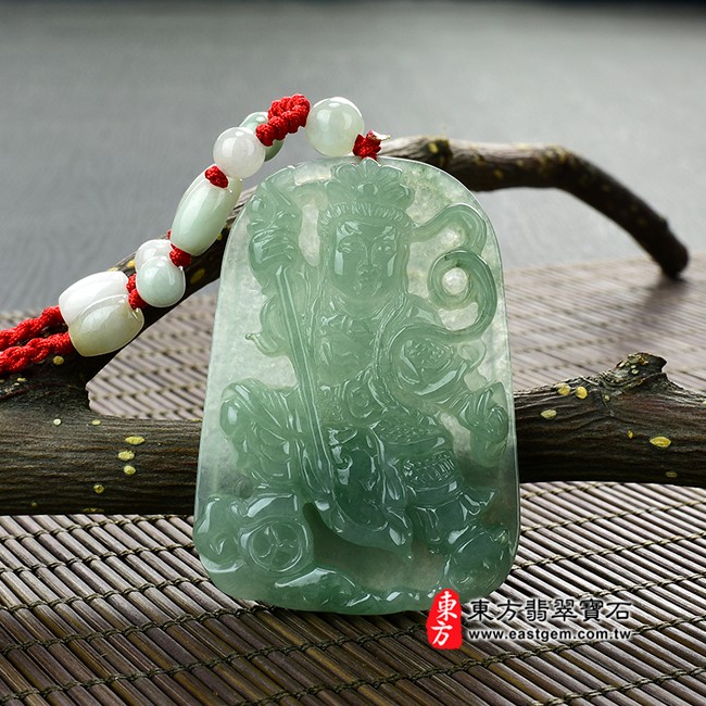 三太子哪吒(中壇元帥)正面照片 （已售出勿下標，可訂做）翡翠哪吒三太子項鍊玉珮（中壇元帥、哪吒：哪吒三太子牌A貨翡翠三太子玉珮、緬甸玉哪吒三太子玉墜）。油青微冰種翡翠三太子，TT029。客製化訂做各種翡翠哪吒三太子吊墜玉珮項鍊。★附A貨翡翠雙證書