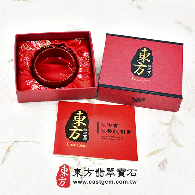 紅碧玉手鐲出貨照片   紅碧玉手鐲。（紅色，圓鐲17.5)RM018。客製化訂做各種紅碧玉手鐲。★附東方翡翠寶石保證卡