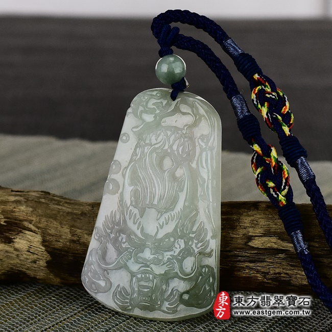 龍項鍊玉珮  右側照片   （已出售勿下標，可訂做）翡翠龍項鍊玉珮（畫龍點睛、招財富貴龍：龍牌A貨翡翠龍玉珮、緬甸玉龍玉墜、龍十二生肖項鍊）。深淺綠色糯種龍，DR190。客製化訂做各種翡翠龍吊墜玉珮項鍊。★附A貨翡翠雙證書.jpg