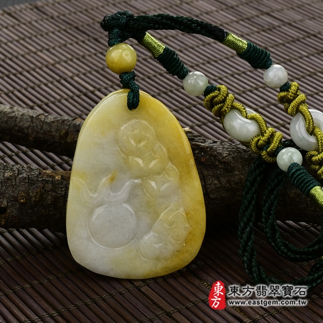 飛龍在天 背面照片 （已出售勿下標，可訂做）翡翠龍項鍊玉珮（飛龍在天：龍牌A貨翡翠龍玉珮、緬甸玉龍玉墜）。黃翡種龍，DR-163。客製化訂做各種翡翠龍吊墜玉珮項鍊。★附A貨翡翠雙證書  