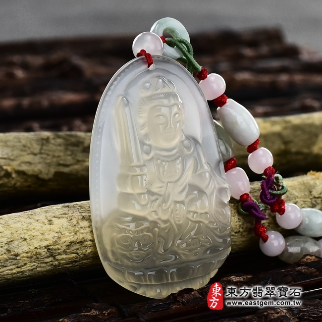 瑪瑙文殊菩薩項鍊玉珮左側照片 （已出售勿下標，可訂做）瑪瑙文殊菩薩項鍊玉珮（文殊菩薩牌瑪瑙文殊菩薩玉珮、玉髓文殊菩薩玉墜）。黃瑪瑙玉髓文殊菩薩，WS018。客製化訂做各種瑪瑙文殊菩薩吊墜玉珮項鍊。★附東方翡翠寶石保證卡