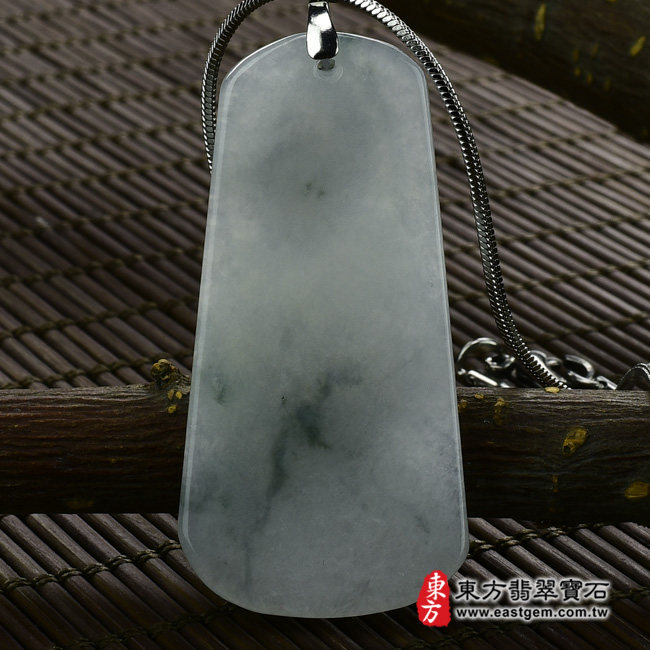 地藏王菩薩 背面照片 （已出售勿下標，可訂做）翡翠地藏王菩薩項鍊玉珮（地藏王菩薩：地藏王菩薩牌A貨翡翠地藏王菩薩玉珮、緬甸玉地藏王菩薩玉墜）。細糯種飄花地藏王菩薩，DY011。客製化訂做各種翡翠地藏王菩薩吊墜玉珮項鍊。★附A貨翡翠雙證書