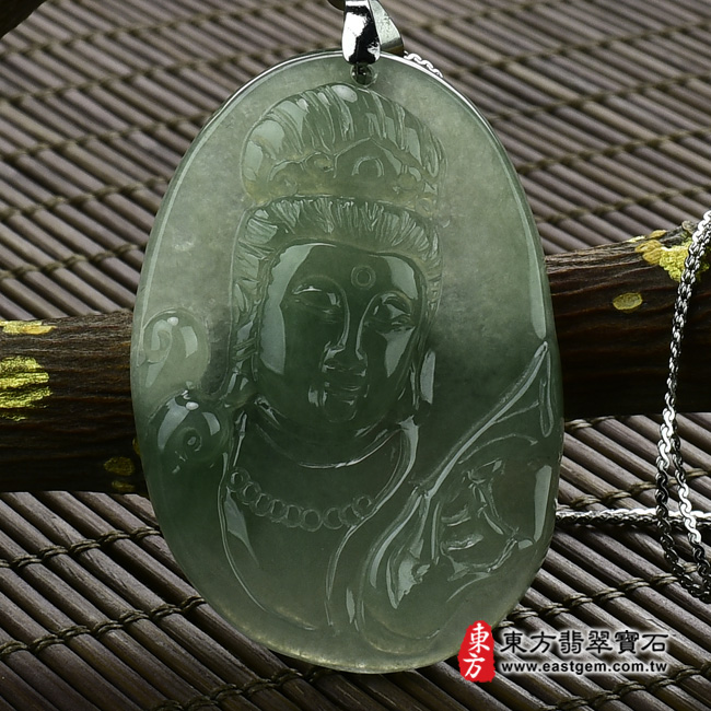 觀音菩薩 正面照片 （已出售勿下標，可訂做）翡翠觀音菩薩項鍊玉珮（觀世音菩薩：觀音菩薩牌A貨翡翠觀音菩薩玉珮、緬甸玉觀音菩薩玉墜）。油青種帶糯種觀音菩薩，GY284。客製化訂做各種翡翠觀音菩薩吊墜玉珮項鍊。★附A貨翡翠雙證書