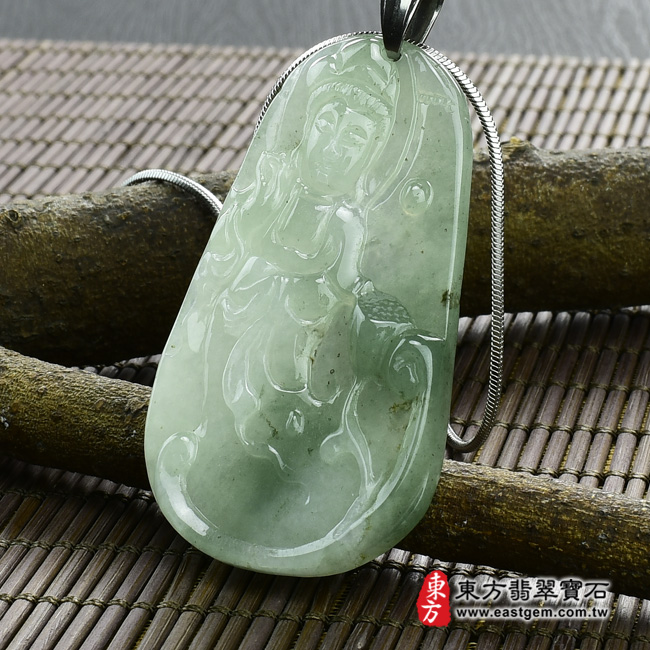 觀音菩薩/觀世音菩薩 右側照片 翡翠觀音菩薩項鍊玉珮（觀世音菩薩：觀音菩薩牌A貨翡翠觀音菩薩玉珮、緬甸玉觀音菩薩玉墜）。糯種觀音菩薩，GY316。客製化訂做各種翡翠觀音菩薩吊墜玉珮項鍊。★附A貨翡翠雙證書