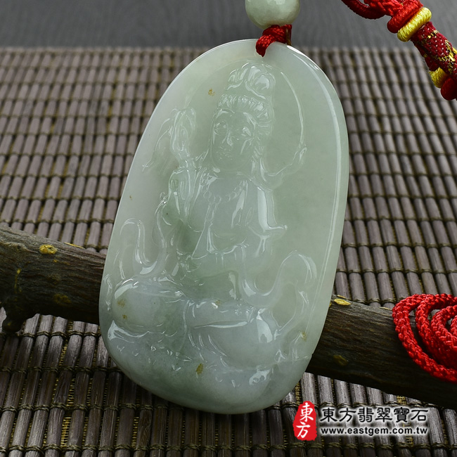 觀音菩薩/楊柳觀音菩薩 右側照片 （已出售勿下標，可訂做）翡翠觀音菩薩項鍊玉珮（楊柳觀音菩薩：觀音菩薩牌A貨翡翠觀音菩薩玉珮、緬甸玉觀音菩薩玉墜）。糯種飄花撒金花觀音菩薩，GY320。客製化訂做各種翡翠觀音菩薩吊墜玉珮項鍊。★附A貨翡翠雙證書  