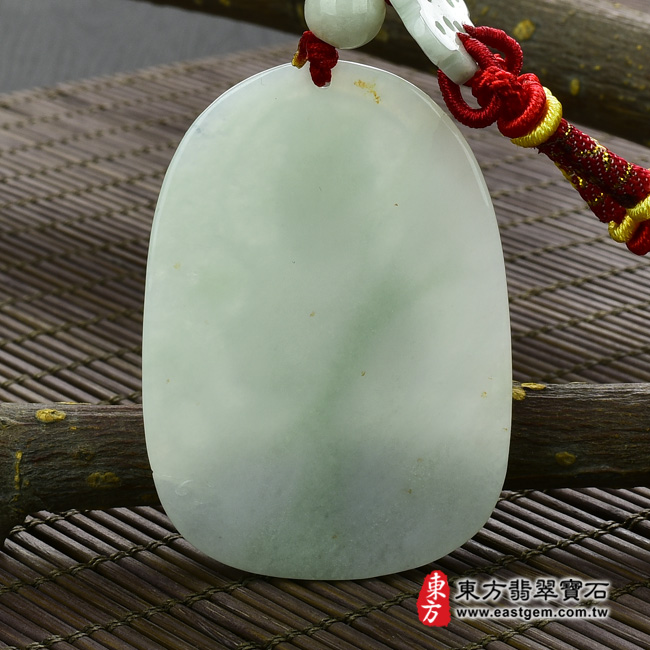 觀音菩薩/楊柳觀音菩薩 背面照片 （已出售勿下標，可訂做）翡翠觀音菩薩項鍊玉珮（楊柳觀音菩薩：觀音菩薩牌A貨翡翠觀音菩薩玉珮、緬甸玉觀音菩薩玉墜）。糯種飄花撒金花觀音菩薩，GY320。客製化訂做各種翡翠觀音菩薩吊墜玉珮項鍊。★附A貨翡翠雙證書  