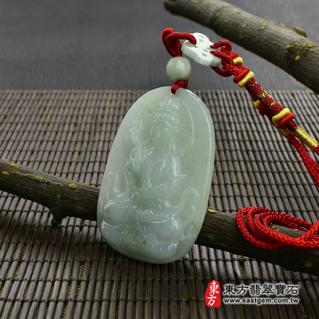 觀音菩薩/楊柳觀音菩薩 情境照片 （已出售勿下標，可訂做）翡翠觀音菩薩項鍊玉珮（楊柳觀音菩薩：觀音菩薩牌A貨翡翠觀音菩薩玉珮、緬甸玉觀音菩薩玉墜）。糯種飄花撒金花觀音菩薩，GY320。客製化訂做各種翡翠觀音菩薩吊墜玉珮項鍊。★附A貨翡翠雙證書  