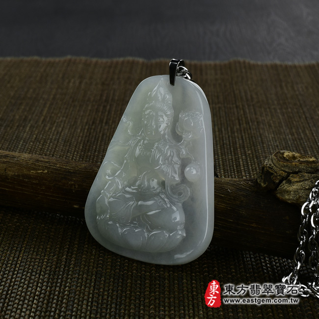 大勢至菩薩 情境照片 （已售出勿下標，可訂做）翡翠大勢至菩薩項鍊玉珮（大勢至菩薩：大勢至菩薩牌A貨翡翠大勢至菩薩玉珮、緬甸玉大勢至菩薩玉墜）。淡綠糯種大勢至菩薩，GY325。客製化訂做各種翡翠大勢至菩薩吊墜玉珮項鍊。★附A貨翡翠雙證書