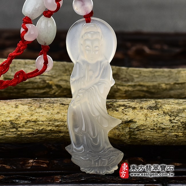 瑪瑙觀音項鍊玉珮正面照片 （已出售勿下標，可訂做）瑪瑙觀音項鍊玉珮（觀世音菩薩，寶瓶觀音：觀音牌瑪瑙觀音玉珮、玉髓觀音玉墜）。瑪瑙玉髓觀音，GY236。客製化訂做各種瑪瑙玉髓觀音吊墜玉珮項鍊。★東方翡翠寶石保證卡