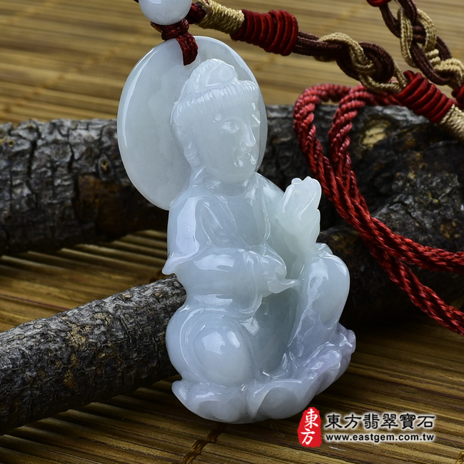 觀音菩薩 左側照片 （已出售勿下標，可訂做）翡翠觀音菩薩項鍊玉珮（觀音菩薩：觀音菩薩牌A貨翡翠觀音菩薩玉珮、緬甸玉觀音菩薩玉墜）。糯種觀音菩薩，GY342。客製化訂做各種翡翠觀音菩薩吊墜玉珮項鍊。★附A貨翡翠雙證書 