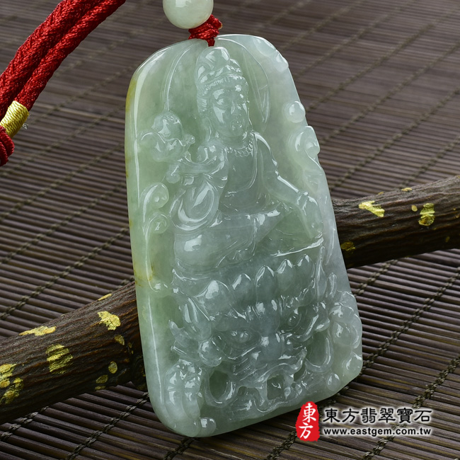 觀音菩薩/乘龍(龍頭)觀世音菩薩 左側照片 （已出售勿下標，可訂做）翡翠觀音菩薩項鍊玉珮（乘龍(龍頭)觀世音菩薩：觀音菩薩牌A貨翡翠觀音菩薩玉珮、緬甸玉觀音菩薩玉墜）。糯種邊框帶黃翡觀音菩薩，GY352。客製化訂做各種翡翠觀音菩薩吊墜玉珮項鍊。★附A貨翡翠雙證書 