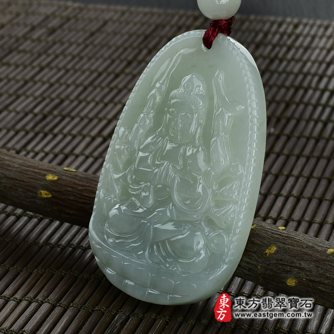千手觀音 右側照片 （已出售勿下標，可訂做）翡翠千手觀音項鍊玉珮（千手觀音：千手觀音牌A貨翡翠千手觀音玉珮、緬甸玉千手觀音玉墜）。油青糯種千手觀音，LH013。客製化訂做各種翡翠千手觀音吊墜玉珮項鍊。★附A貨翡翠雙證書