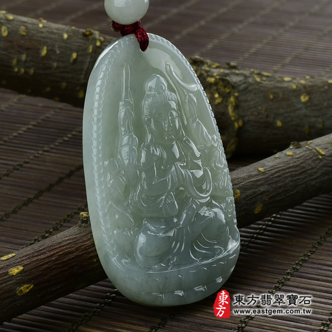千手觀音 左側照片 （已出售勿下標，可訂做）翡翠千手觀音項鍊玉珮（千手觀音：千手觀音牌A貨翡翠千手觀音玉珮、緬甸玉千手觀音玉墜）。油青糯種千手觀音，LH013。客製化訂做各種翡翠千手觀音吊墜玉珮項鍊。★附A貨翡翠雙證書