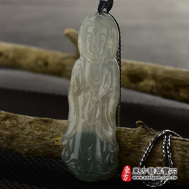觀音項鍊玉珮右側照片   （已出售勿下標，可訂做）翡翠觀音項鍊玉珮（觀世音菩薩：觀音牌A貨翡翠觀音玉珮、緬甸玉觀音玉墜）。淺綠色細糯種觀音，GY388。客製化訂做各種翡翠觀音吊墜玉珮項鍊。★附A貨翡翠雙證書.jpg