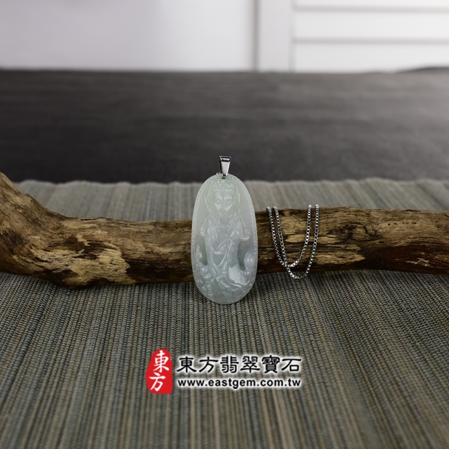 觀音項鍊玉珮意境照片   （已出售勿下標，可訂做）翡翠觀音項鍊玉珮（觀世音菩薩，如意觀音：觀音牌A貨翡翠觀音玉珮、緬甸玉觀音玉墜）。淡綠糯種觀音，GY405。客製化訂做各種翡翠觀音吊墜玉珮項鍊。★附A貨翡翠雙證書.jpg