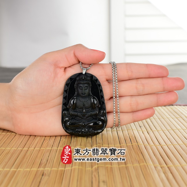 觀音項鍊玉珮大小示意圖照片   翡翠觀音項鍊玉珮（觀世音菩薩，寶瓶觀音：觀音牌A貨翡翠觀音玉珮、緬甸玉觀音玉墜）。墨翠觀音，GY417。客製化訂做各種翡翠觀音吊墜玉珮項鍊。★附A貨翡翠雙證書.jpg
