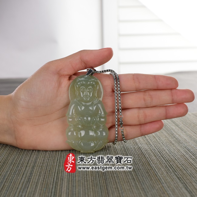 觀音項鍊玉珮大小示意照片   （已出售勿下標，可訂做）翡翠觀音項鍊玉珮（觀世音菩薩：觀音牌A貨翡翠觀音玉珮、緬甸玉觀音玉墜）。淡綠色糯冰種觀音，GY418。客製化訂做各種翡翠觀音吊墜玉珮項鍊。★附A貨翡翠雙證書.jpg