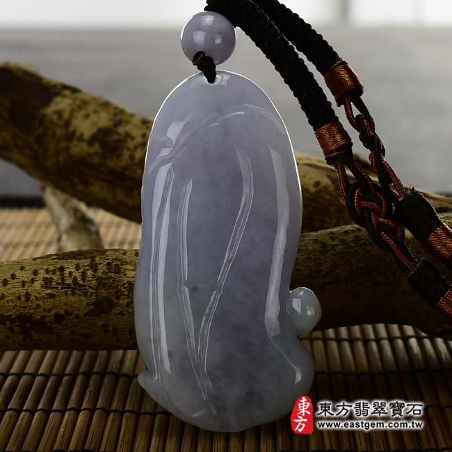 彌勒佛項鍊玉珮背面照片  （已出售勿下標，可訂做） 翡翠彌勒佛項鍊玉珮（彌勒佛：彌勒佛牌A貨翡翠彌勒佛玉珮、緬甸玉彌勒佛玉墜）。糯種淡紫羅蘭彌勒佛，ML138。客製化訂做各種翡翠彌勒佛吊墜玉珮項鍊。★附A貨翡翠雙證書.jpg