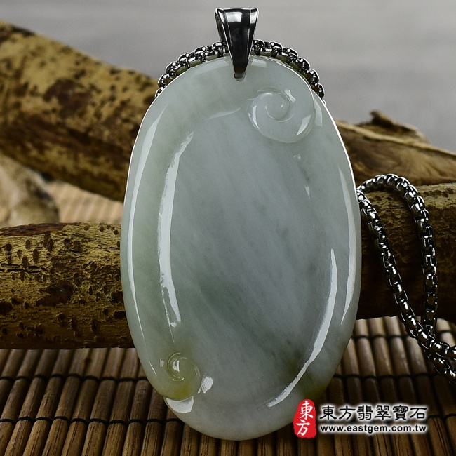 彌勒佛項鍊玉珮背面照片   （已出售勿下標，可訂做）翡翠彌勒佛項鍊玉珮（彌勒佛：彌勒佛牌A貨翡翠彌勒佛玉珮、緬甸玉彌勒佛玉墜）。白翡翠帶黃翡翠彌勒佛，ML141。客製化訂做各種翡翠彌勒佛吊墜玉珮項鍊。★附A貨翡翠雙證書.jpg