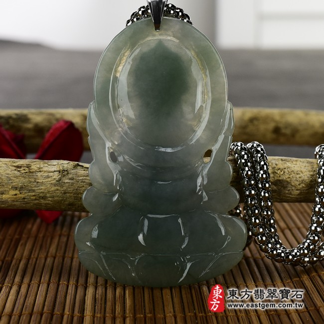 千手觀音項鍊玉珮  背面照片   （已出售勿下標，可訂做）翡翠千手觀音項鍊玉珮（千手觀音：千手觀音牌A貨翡翠千手觀音玉珮、緬甸玉千手觀音玉墜）。淡綠色糯種千手觀音，LH051。客製化訂做各種翡翠千手觀音吊墜玉珮項鍊。★附A貨翡翠雙證書.jpg