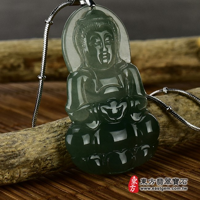 觀音右側照片 （已出售勿下標，可訂做）翡翠觀音項鍊玉珮（觀世音菩薩：觀音牌A貨翡翠觀音玉珮、緬甸玉觀音玉墜）。綠色糯冰種觀音，GY443。客製化訂做各種翡翠觀音吊墜玉珮項鍊。★附A貨翡翠雙證書