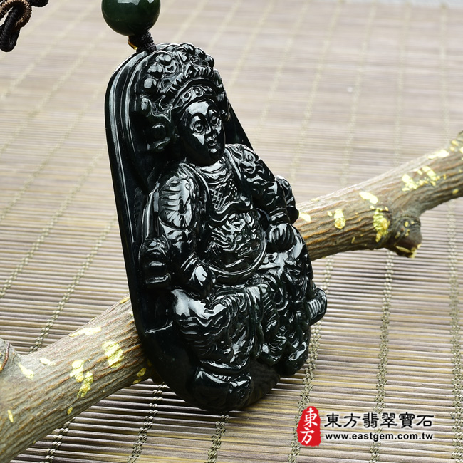 和田玉廣澤尊王項鍊玉珮左側照片  （已售出勿下標，可訂做）和田玉廣澤尊王項鍊玉珮（廣澤尊王：廣澤尊王牌和田玉廣澤尊王玉珮、和田玉廣澤尊王玉墜）。天然和田玉和田玉廣澤尊王，KN033。客製化訂做各種和田玉和田玉廣澤尊王吊墜玉珮項鍊。★附東方翡翠寶石保證卡