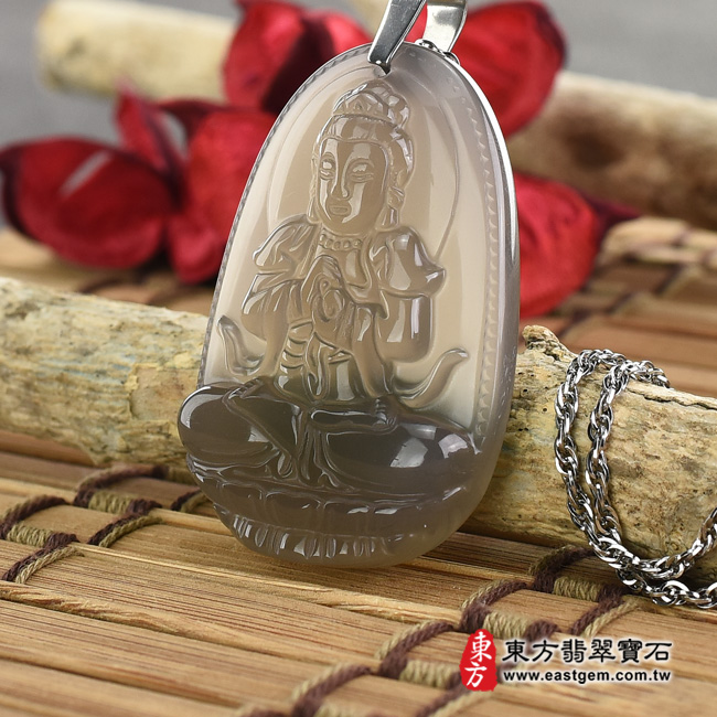 大日如來項鍊玉珮  右側照片  （已出售勿下標，可訂做）瑪瑙大日如來項鍊玉珮（大日如來：大日如來牌瑪瑙大日如來玉珮、玉髓大日如來玉墜）。瑪瑙玉髓大日如來，FD237。客製化訂做各種瑪瑙玉髓大日如來吊墜玉珮項鍊。★附東方翡翠寶石保證卡