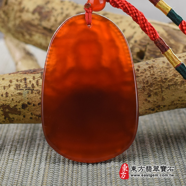 千手觀音項鍊玉珮背面照片  紅瑪瑙千手觀音項鍊玉珮（千手觀音：千手觀音牌紅瑪瑙千手觀音玉珮、紅玉髓千手觀音玉墜）。紅瑪瑙玉髓千手觀音，LH080。客製化訂做各種瑪瑙玉髓千手觀音吊墜玉珮項鍊。★附東方翡翠寶石保證卡