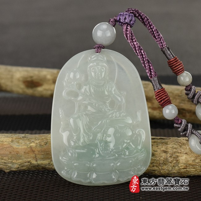 普賢菩薩項鍊玉珮意境照片   （已出售勿下標，可訂做）翡翠普賢菩薩項鍊玉珮（普賢菩薩：普賢菩薩牌A貨翡翠普賢菩薩玉珮、緬甸玉普賢菩薩玉墜）。淡綠色糯種普賢菩薩，BS085。客製化訂做各種翡翠普賢菩薩吊墜玉珮項鍊。★附A貨翡翠雙證書