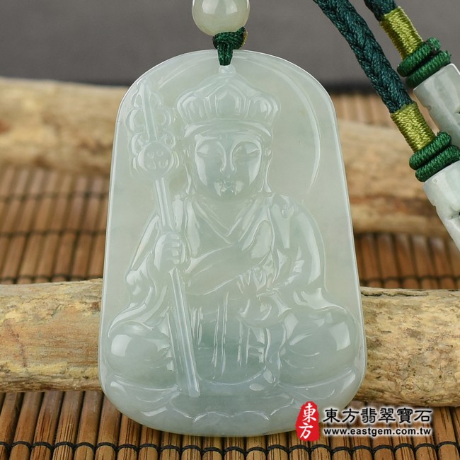 地藏王菩薩項鍊玉珮正面照片   （已出售勿下標，可訂做）翡翠地藏王菩薩項鍊玉珮（地藏王菩薩：地藏王菩薩牌A貨翡翠地藏王菩薩玉珮、緬甸玉地藏王菩薩玉墜）。綠色糯種地藏王菩薩，DY036。客製化訂做各種翡翠地藏王菩薩吊墜玉珮項鍊。★附A貨翡翠雙證書