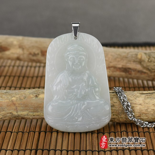 觀世音菩薩項鍊玉珮意境照片   （已出售勿下標，可訂做）翡翠觀世音菩薩項鍊玉珮（觀世音菩薩、持經觀音：觀世音菩薩牌A貨翡翠觀世音菩薩玉珮、緬甸玉觀世音菩薩玉墜）。淡綠色糯種觀世音菩薩，GY641。客製化訂做各種翡翠觀世音菩薩吊墜玉珮項鍊。★附A貨翡翠雙證書