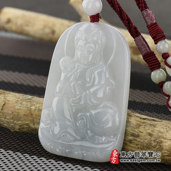 觀世音菩薩項鍊玉珮右側照片   （已出售勿下標，可訂做）翡翠觀世音菩薩項鍊玉珮（觀世音菩薩，送子觀音：觀世音菩薩牌A貨翡翠觀世音菩薩玉珮、緬甸玉觀世音菩薩玉墜）。白翡翠觀世音菩薩，GY691。客製化訂做各種翡翠觀世音菩薩吊墜玉珮項鍊。★附A貨翡翠雙證書