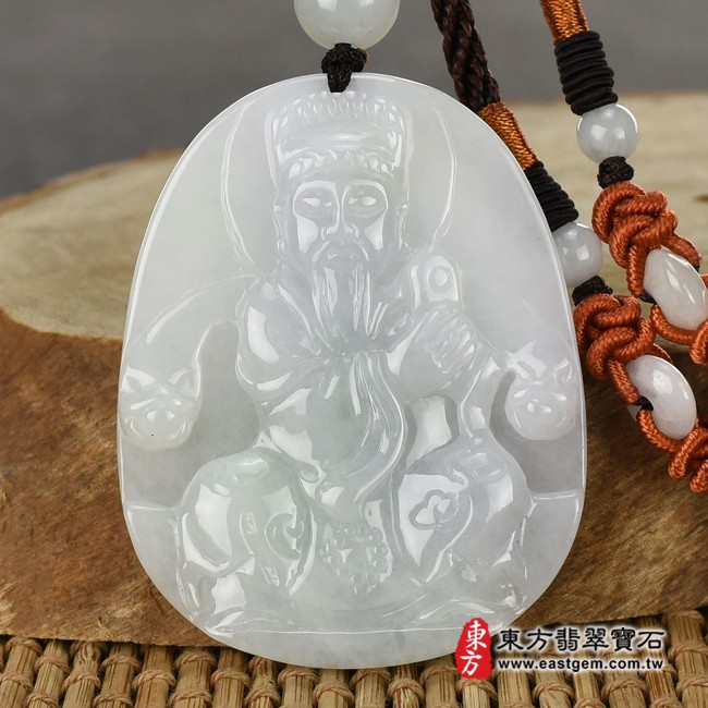 水官項鍊玉珮正面照片   翡翠水官大帝項鍊玉珮（三官大帝：水官大帝牌A貨翡翠水官大帝玉珮、緬甸玉水官大帝玉墜）。淡綠色糯種水官大帝，KN050。客製化訂做各種翡翠水官大帝吊墜玉珮項鍊，★附A貨翡翠雙證書