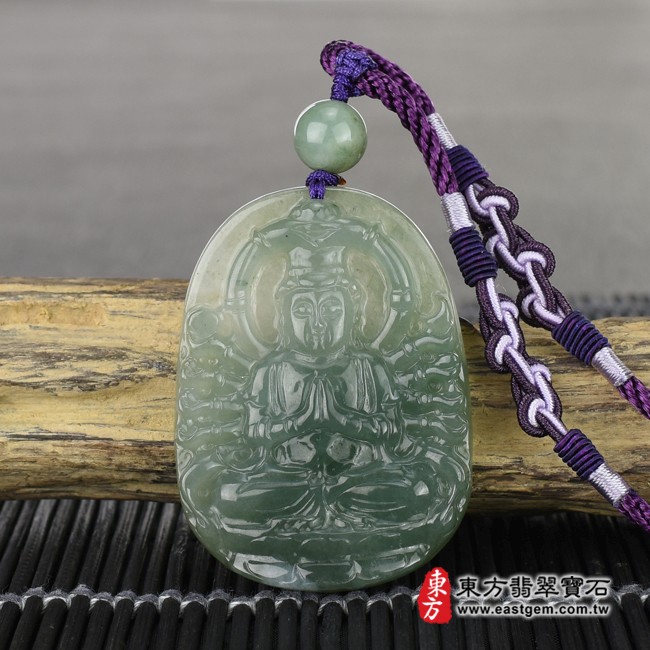 千手觀音項鍊玉珮意境照片  （已出售勿下標，可訂做） 翡翠千手觀音項鍊玉珮（千手觀音：千手觀音牌A貨翡翠千手觀音玉珮、緬甸玉千手觀音玉墜）。綠色糯種油青千手觀音，LH108。客製化訂做各種翡翠千手觀音吊墜玉珮項鍊。★附A貨翡翠雙證書