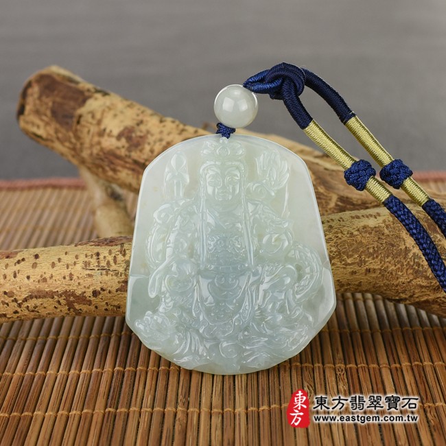三太子項鍊玉珮意境照片  （已出售勿下標，可訂做） 翡翠哪吒三太子項鍊玉珮（中壇元帥、哪吒：哪吒三太子牌A貨翡翠三太子玉珮、緬甸玉哪吒三太子玉墜）。淡綠色糯種灑金花三太子，TT074。客製化訂做各種翡翠哪吒三太子吊墜玉珮項鍊。★附A貨翡翠雙證書