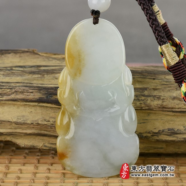 觀音項鍊玉珮背面照片  （已出售勿下標，可訂做）翡翠觀世音菩薩項鍊玉珮（觀世音菩薩：觀世音菩薩牌A貨翡翠觀世音菩薩玉珮、緬甸玉觀世音菩薩玉墜）。淡綠色細糯種帶黃翡觀世音菩薩，GY599。客製化訂做各種翡翠觀世音菩薩吊墜玉珮項鍊。★附A貨翡翠雙證書