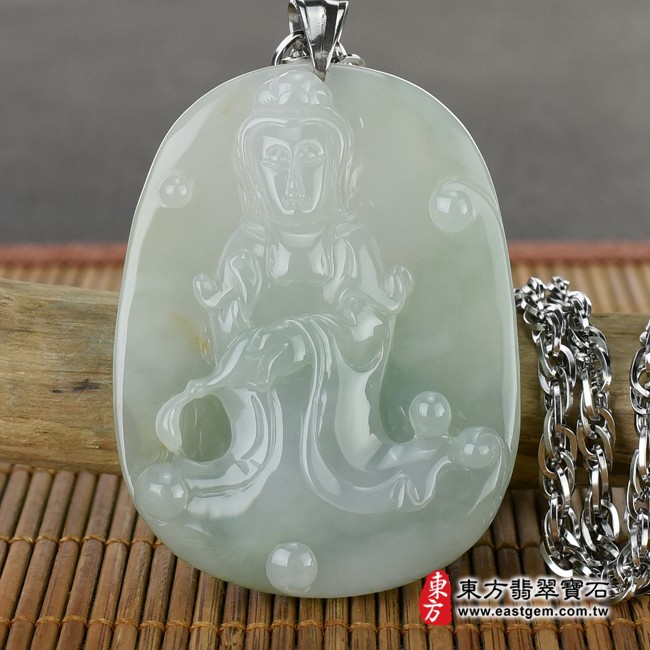 觀音項鍊玉珮正面照片  （已出售勿下標，可訂做）翡翠觀世音菩薩項鍊玉珮（觀世音菩薩、寶瓶灑聖水觀音：觀世音菩薩牌A貨翡翠觀世音菩薩玉珮、緬甸玉觀世音菩薩玉墜）。綠色糯種觀世音菩薩，GY608。客製化訂做各種翡翠觀世音菩薩吊墜玉珮項鍊。★附A貨翡翠雙證書