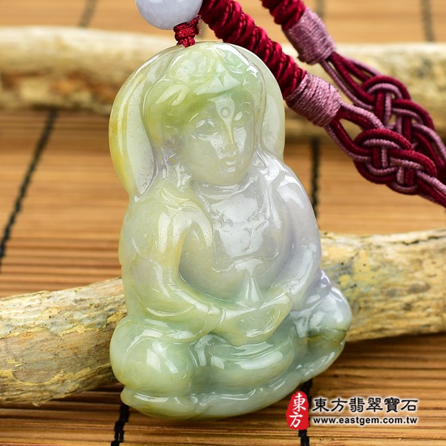 觀世音菩薩項鍊玉珮左側照片   （已出售勿下標，可訂做）翡翠觀世音菩薩項鍊玉珮（觀世音菩薩：觀世音菩薩牌A貨翡翠觀世音菩薩玉珮、緬甸玉觀世音菩薩玉墜）。細豆種春帶彩觀世音菩薩，GY733。客製化訂做各種翡翠觀世音菩薩吊墜玉珮項鍊。★附A貨翡翠雙證書
