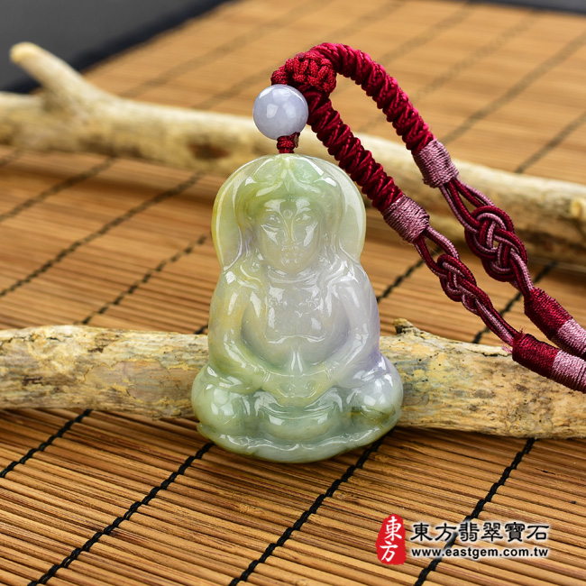 觀世音菩薩項鍊玉珮意境照片   （已出售勿下標，可訂做）翡翠觀世音菩薩項鍊玉珮（觀世音菩薩：觀世音菩薩牌A貨翡翠觀世音菩薩玉珮、緬甸玉觀世音菩薩玉墜）。細豆種春帶彩觀世音菩薩，GY733。客製化訂做各種翡翠觀世音菩薩吊墜玉珮項鍊。★附A貨翡翠雙證書