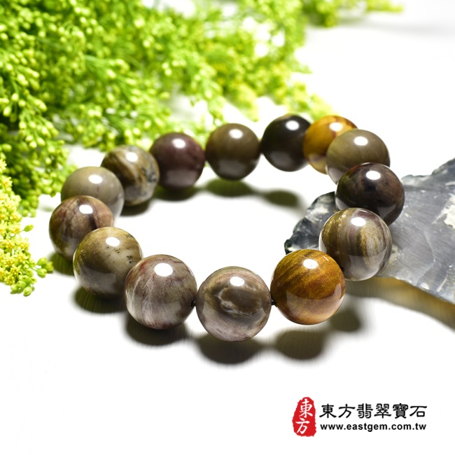 木化石樹化玉手鍊右側照片 木化石手鍊、樹化玉手鍊(木化石珠子、樹化玉珠子，珠徑約16~16.5mm，14顆珠，OWO008) 客製化設計各種木化石珠串、樹化玉珠串、木化石珠子、樹化玉珠子、木化石手鍊、樹化玉手鍊、木化石手珠、樹化玉手珠。★附東方翡翠寶石保證卡