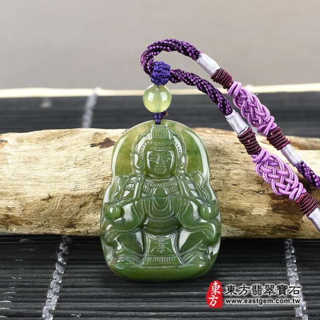 水草玉媽祖項鍊玉珮情境照片 （已出售勿下標，可訂做）水草玉媽祖項鍊玉珮（天上聖母：媽祖牌水草玉媽祖玉珮、水草玉媽祖玉墜）。綠色水草玉媽祖，MD087。客製化訂做各種水草玉媽祖吊墜玉珮項鍊。★附東方翡翠寶石保證卡